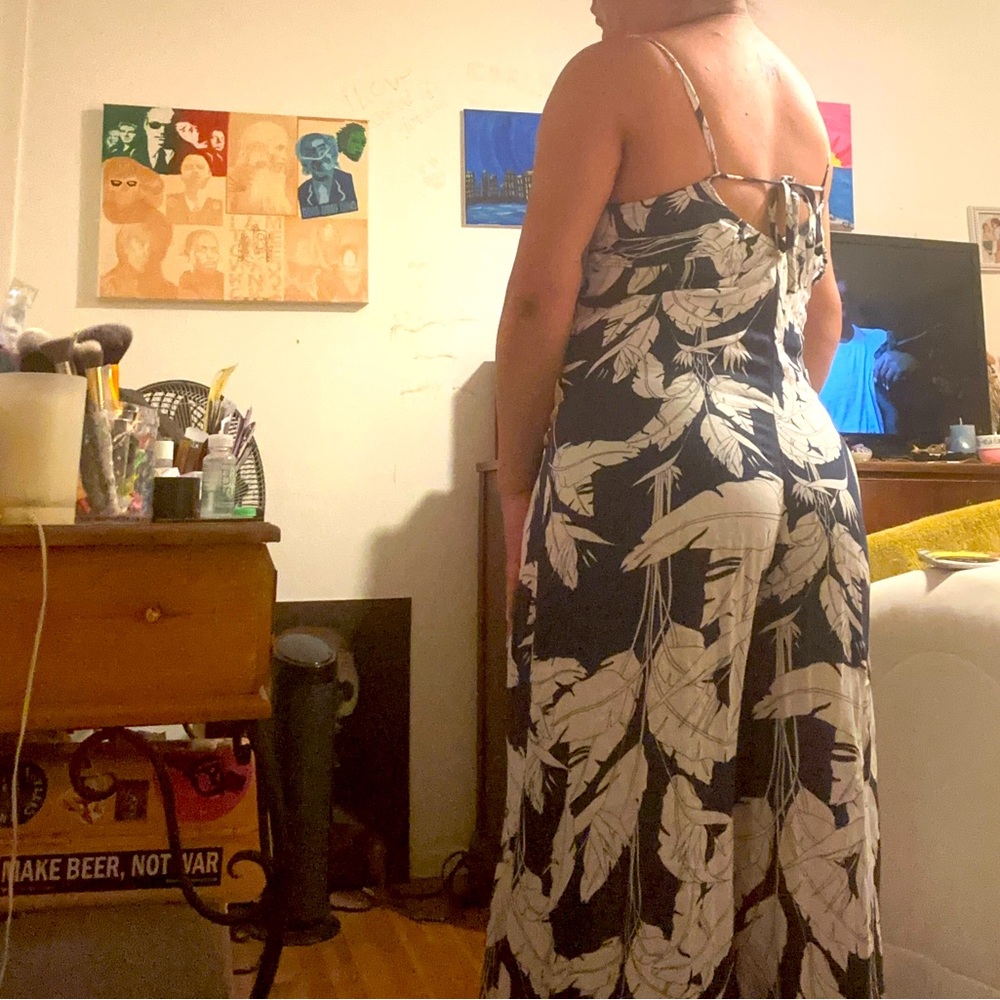 Roxy Palm Leaves Jumpsuit Size Small🌴 - Picture 13 of 15